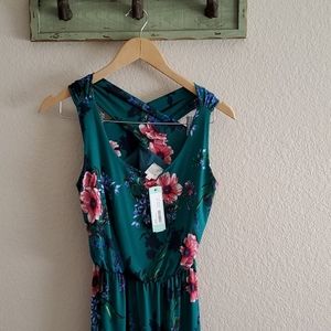 NWT Kaileigh floral dress